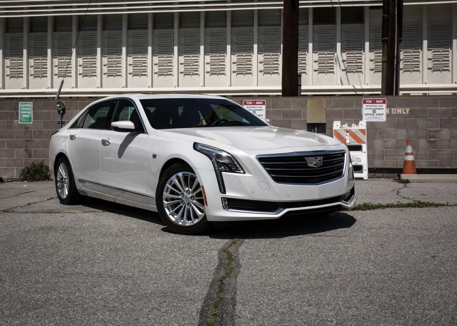 Cadillac CT6 Plug-In Hybrid 2016 года  (NA) (фото 29 из 29)